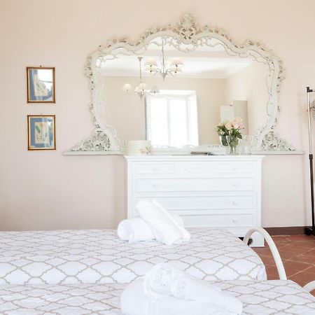 Rose Suite Apartments Roppolo Eksteriør bilde