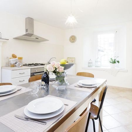 Rose Suite Apartments Roppolo Eksteriør bilde