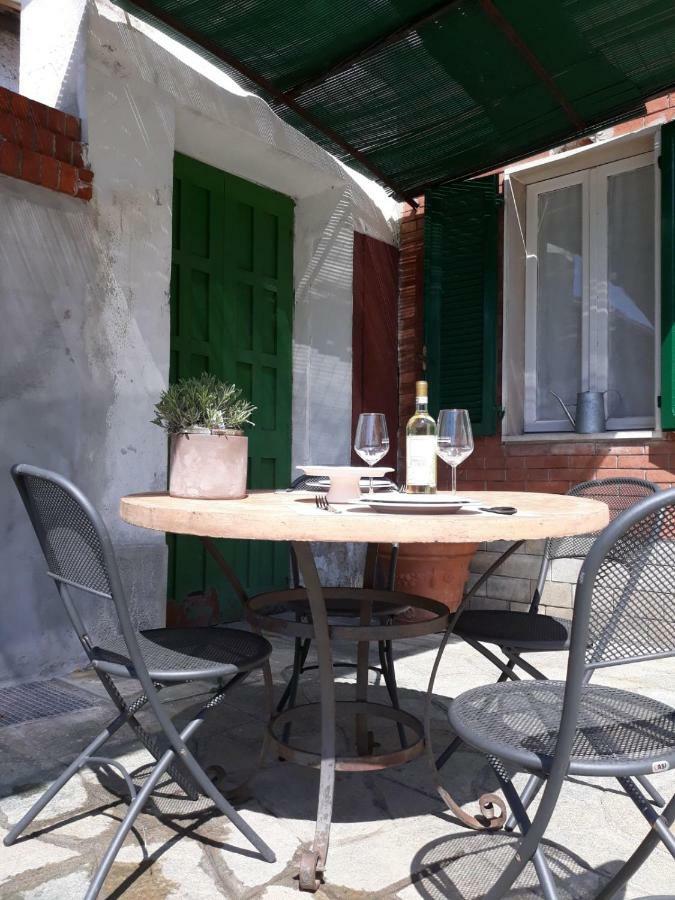 Rose Suite Apartments Roppolo Eksteriør bilde